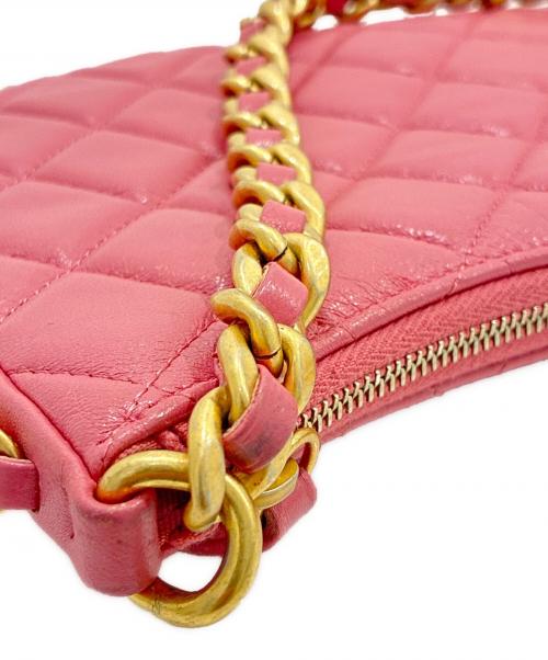 CHANEL（シャネル）CHANEL (シャネル) チェーンショルダーホーボーバッグ/マトラッセホーボーバッグ ピンク×ゴールド金具の古着・服飾アイテム