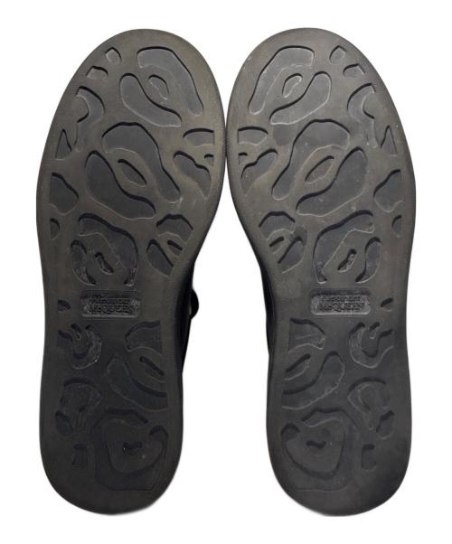 ALEXANDER McQUEEN（アレキサンダーマックイーン）ALEXANDER McQUEEN (アレキサンダーマックイーン) ロゴデザイン ローカットスニーカー ブラック サイズ:43の古着・服飾アイテム
