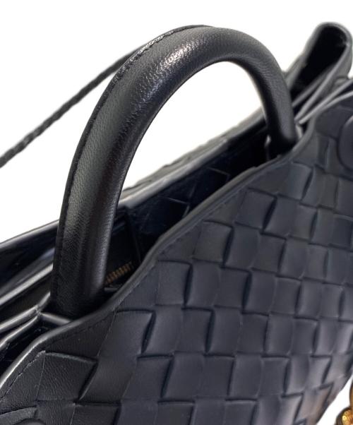 BOTTEGA VENETA（ボッテガベネタ）BOTTEGA VENETA (ボッテガベネタ) イントレチャート アンディアーモ スモール ハンドバッグ ブラック サイズ:スモールの古着・服飾アイテム