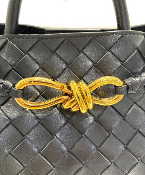 BOTTEGA VENETA（ボッテガベネタ）BOTTEGA VENETA (ボッテガベネタ) イントレチャート アンディアーモ スモール ハンドバッグ ブラック サイズ:スモールの古着・服飾アイテム