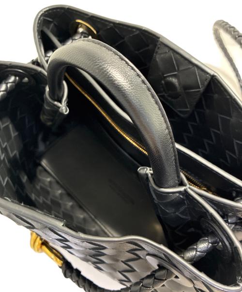 BOTTEGA VENETA（ボッテガベネタ）BOTTEGA VENETA (ボッテガベネタ) イントレチャート アンディアーモ スモール ハンドバッグ ブラック サイズ:スモールの古着・服飾アイテム