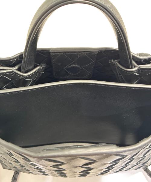 BOTTEGA VENETA（ボッテガベネタ）BOTTEGA VENETA (ボッテガベネタ) イントレチャート アンディアーモ スモール ハンドバッグ ブラック サイズ:スモールの古着・服飾アイテム