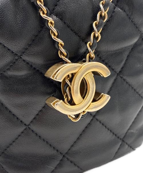 CHANEL（シャネル）CHANEL (シャネル) マトラッセ巾着バッグ ブラックの古着・服飾アイテム