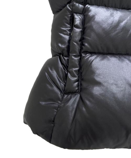 PRADA（プラダ）PRADA (プラダ) Triangle Logo Plate Down Vest/トライアングルプレートダウンベスト/29X149 ブラック サイズ:40の古着・服飾アイテム