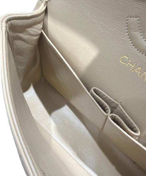 CHANEL（シャネル）CHANEL (シャネル) マトラッセ23 ダブルフラップチェーンショルダーバッグ ベージュ サイズ:23の古着・服飾アイテム