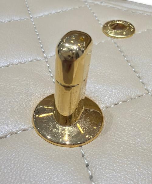 CHANEL（シャネル）CHANEL (シャネル) マトラッセ23 ダブルフラップチェーンショルダーバッグ ベージュ サイズ:23の古着・服飾アイテム