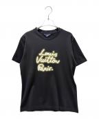LOUIS VUITTONルイ ヴィトン）の古着「グロウシグネチャーTシャツ/1AIWA6」｜ブラック