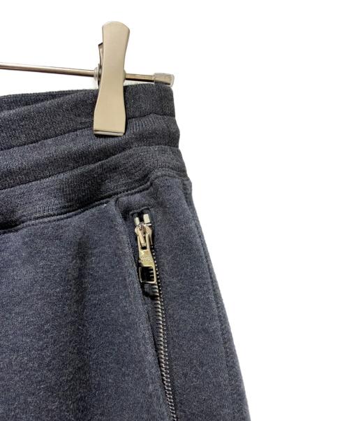 LOUIS VUITTON（ルイ ヴィトン）LOUIS VUITTON (ルイ ヴィトン) スウェット/RM172Q JUJ HAY43W グレー サイズ:XSの古着・服飾アイテム