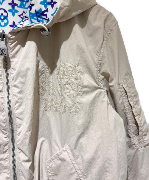 LOUIS VUITTON（ルイ ヴィトン）LOUIS VUITTON (ルイ ヴィトン) リバーシブル ウインドブレーカー/1AJUVX ベージュ×マルチカラー サイズ:44の古着・服飾アイテム