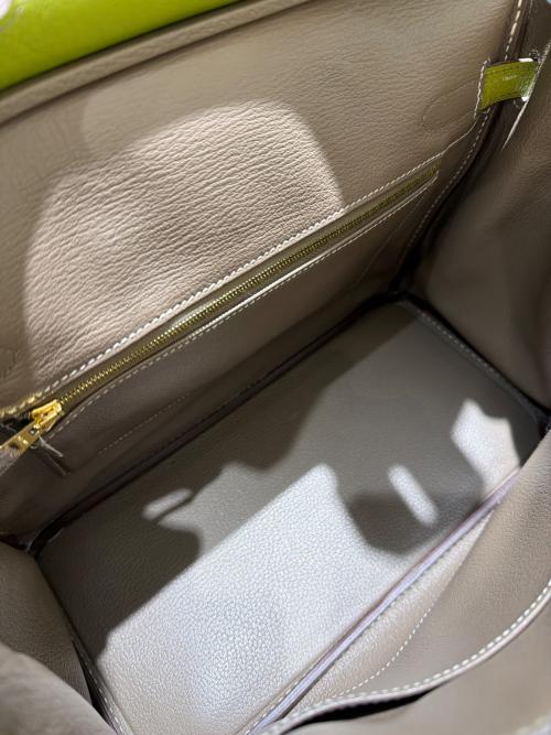 HERMES（エルメス）HERMES (エルメス) バーキン30ヴェルソ/Birkin 30Verso/パーソナルオーダー/マットゴールド金具/□O刻印 グリーン系 サイズ:30の古着・服飾アイテム