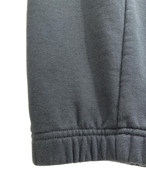 MONCLER（モンクレール）MONCLER (モンクレール) SWEAT BOTTOMS/Logo Patch Sweatpants/ロゴワッペン スウェットパンツ/K20918H00005 ブラック サイズ:XLの古着・服飾アイテム