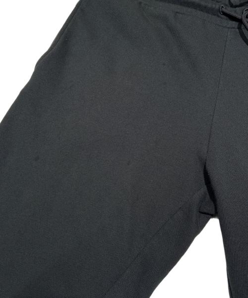 MONCLER（モンクレール）MONCLER (モンクレール) SWEAT BOTTOMS/Logo Patch Sweatpants/ロゴワッペン スウェットパンツ/K20918H00005 ブラック サイズ:XLの古着・服飾アイテム