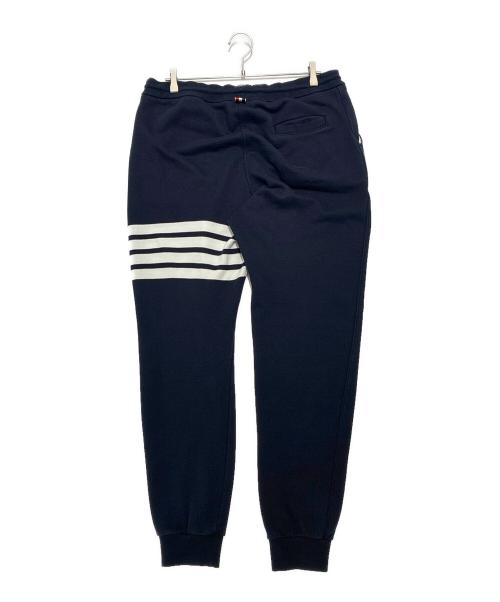 Thom Browne（トムブラウン）Thom Browne (トムブラウン) 4BAR クラシックスウェットパンツクラシック ループバック 4-BAR スウェットパンツ/MJQ008H-00535461 ネイビー サイズ:4の古着・服飾アイテム