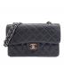 CHANEL（シャネル）の古着「マトラッセ23Wフラップチェーンショルダーバッグ/Classic Flap Bag Small」｜ブラック