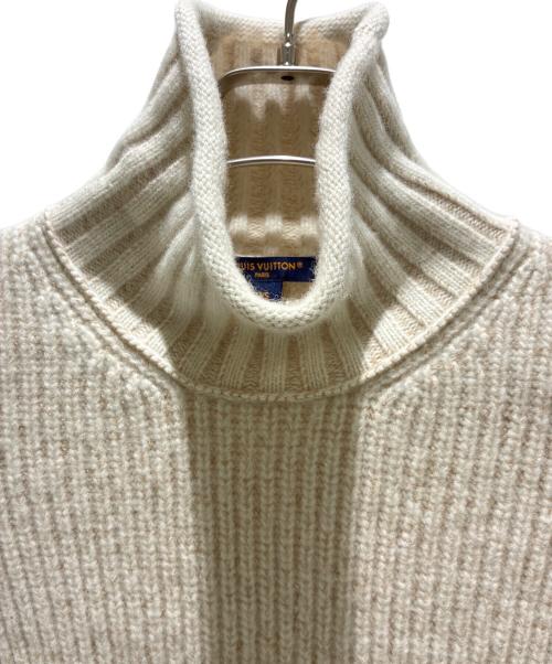 LOUIS VUITTON（ルイ ヴィトン）LOUIS VUITTON (ルイ ヴィトン) Low-Gauge Ribbed Turtleneck Knit Sweater/ローゲージリブタートルネックニット/RM242WB QIM FRKL57 アイボリー サイズ:XSの古着・服飾アイテム