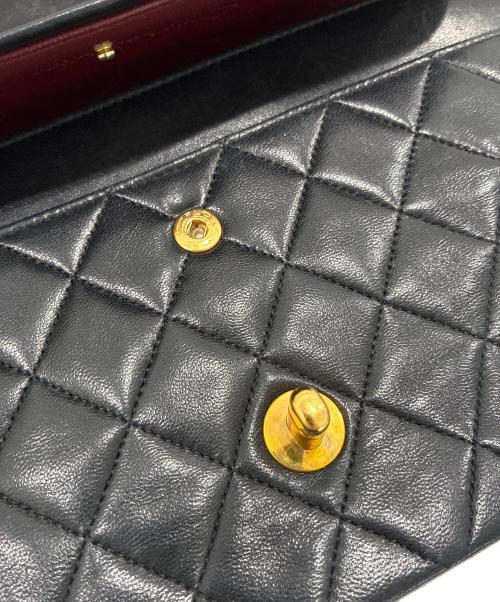 CHANEL（シャネル）CHANEL (シャネル) Matelassé 25 Double Flap Chain Shoulder Bag/マトラッセ25 ダブルフラップチェーンショルダーバック ブラック サイズ:25の古着・服飾アイテム