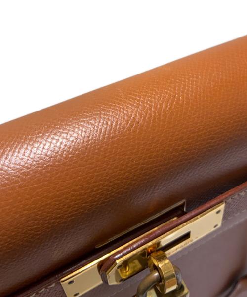HERMES（エルメス）HERMES (エルメス) ケリー32外縫い/Kelly32Sellier/ゴールド/ゴールド金具/〇U刻印 ゴールド×G金具 サイズ:32の古着・服飾アイテム