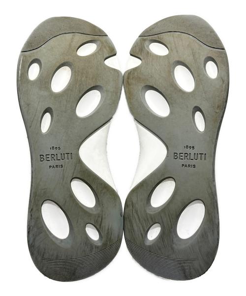 Berluti（ベルルッティ）Berluti (ベルルッティ) シャドウスニーカー ライトグレー サイズ:8 1/2の古着・服飾アイテム