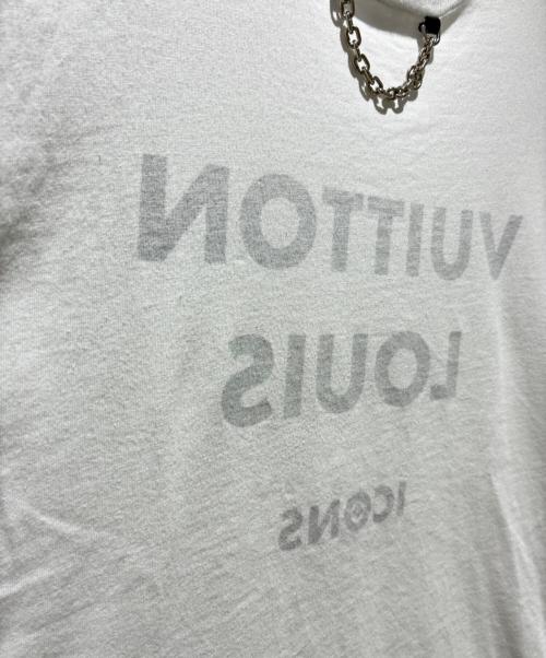 LOUIS VUITTON（ルイ ヴィトン）LOUIS VUITTON (ルイ ヴィトン) ネックチェーン反転ロゴプリントTシャツ ホワイト サイズ:XSの古着・服飾アイテム