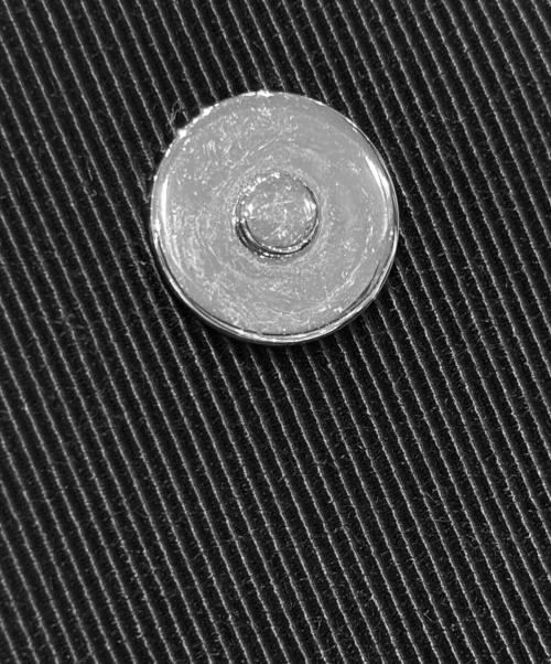 CHANEL（シャネル）CHANEL (シャネル) エンブレムワッペンチェーンショルダーバッグ ブラックの古着・服飾アイテム