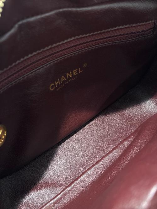 CHANEL（シャネル）CHANEL (シャネル) ココマークマトラッセチェーンショルダーバッグ ブラックの古着・服飾アイテム