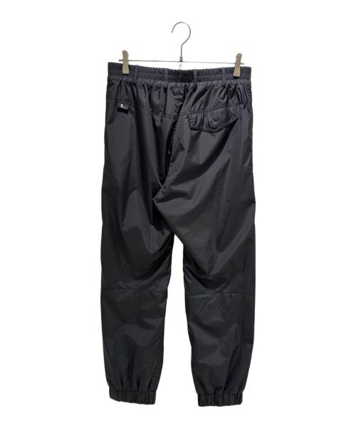 MONCLER（モンクレール）MONCLER (モンクレール) 21AWTROUSERSナイロンパンツ/G20972A00010 5399E ブラック サイズ:46の古着・服飾アイテム