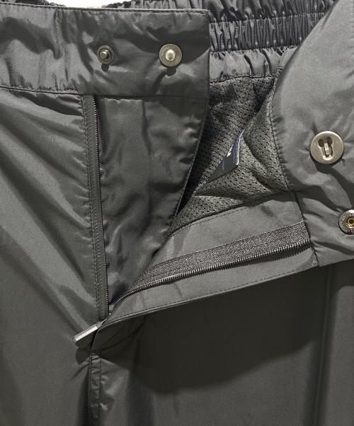 MONCLER（モンクレール）MONCLER (モンクレール) 21AWTROUSERSナイロンパンツ/G20972A00010 5399E ブラック サイズ:46の古着・服飾アイテム