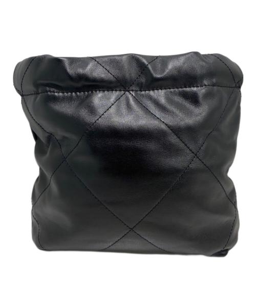 CHANEL（シャネル）CHANEL (シャネル) シャネル22ミニショルダーバッグ/CHANEL22 ブラック×ゴールド金具の古着・服飾アイテム
