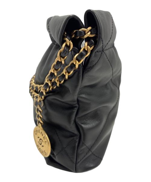 CHANEL（シャネル）CHANEL (シャネル) シャネル22ミニショルダーバッグ/CHANEL22 ブラック×ゴールド金具の古着・服飾アイテム