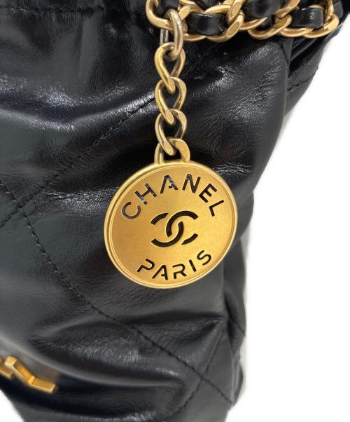 CHANEL（シャネル）CHANEL (シャネル) シャネル22ミニショルダーバッグ/CHANEL22 ブラック×ゴールド金具の古着・服飾アイテム