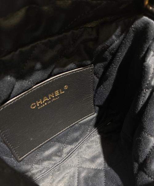 CHANEL（シャネル）CHANEL (シャネル) シャネル22ミニショルダーバッグ/CHANEL22 ブラック×ゴールド金具の古着・服飾アイテム