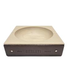 Berluti（ベルルッティ）の古着「パティーヌレザーウッドトレー/Patina Leather Wooden Tray」｜ベージュ