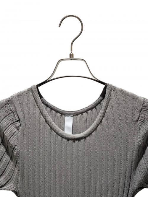 CFCL（シーエフシーエル）CFCL (シーエフシーエル) POTTERY半袖ニットワンピース グレー サイズ:3の古着・服飾アイテム