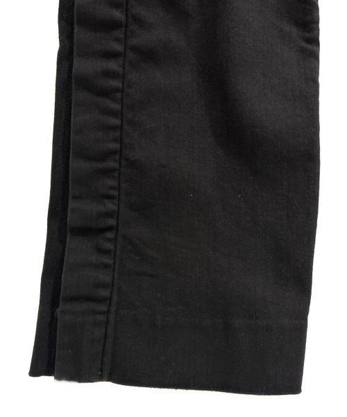 AMIRI（アミリ）AMIRI (アミリ) デニムパンツ ブラック サイズ:28の古着・服飾アイテム