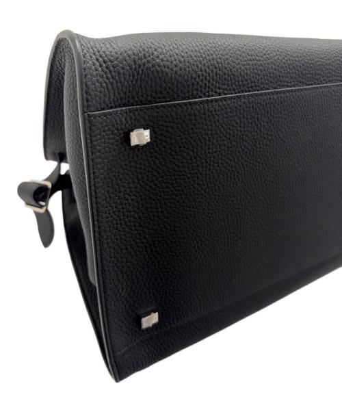 THE ROW（ザ ロウ）THE ROW (ザ ロウ) Soft Margaux 15 Bag – Leather/Soft Margaux 15 レザーバッグ/W1255L133BLPL ブラック サイズ:15の古着・服飾アイテム