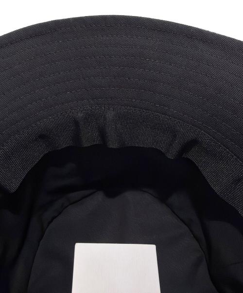 CELINE（セリーヌ）CELINE (セリーヌ) トリオンフ バケットハット/2AUE5968.38NO ブラック サイズ:Mの古着・服飾アイテム