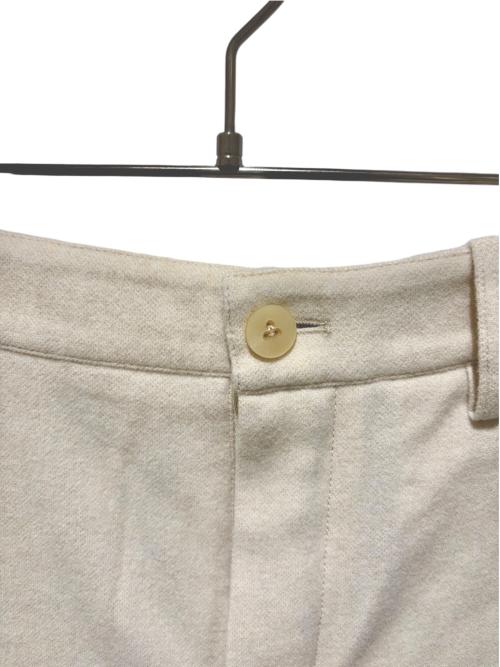 LOUIS VUITTON（ルイ ヴィトン）LOUIS VUITTON (ルイ ヴィトン) カフドウールカシミヤショートパンツ//Cuffed Wool-Cashmere Shorts/1AK0P0 アイボリー サイズ:34の古着・服飾アイテム