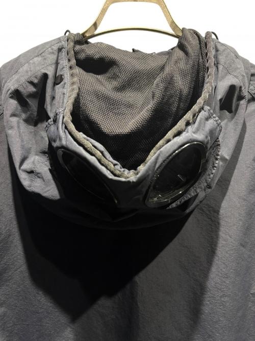 C.P COMPANY（シーピーカンパニー）C.P COMPANY (シーピーカンパニー) ナイロンフード付きゴーグルジャケット/ガーメントダイ ネイビー サイズ:Sの古着・服飾アイテム