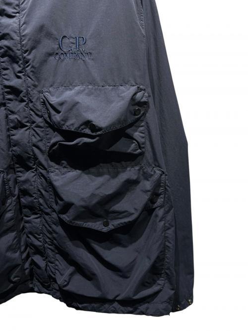 C.P COMPANY（シーピーカンパニー）C.P COMPANY (シーピーカンパニー) ナイロンフード付きゴーグルジャケット/ガーメントダイ ネイビー サイズ:Sの古着・服飾アイテム