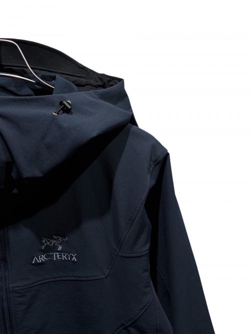 ARC'TERYX（アークテリクス）ARC'TERYX (アークテリクス) ジャケット ネイビー サイズ:Sの古着・服飾アイテム