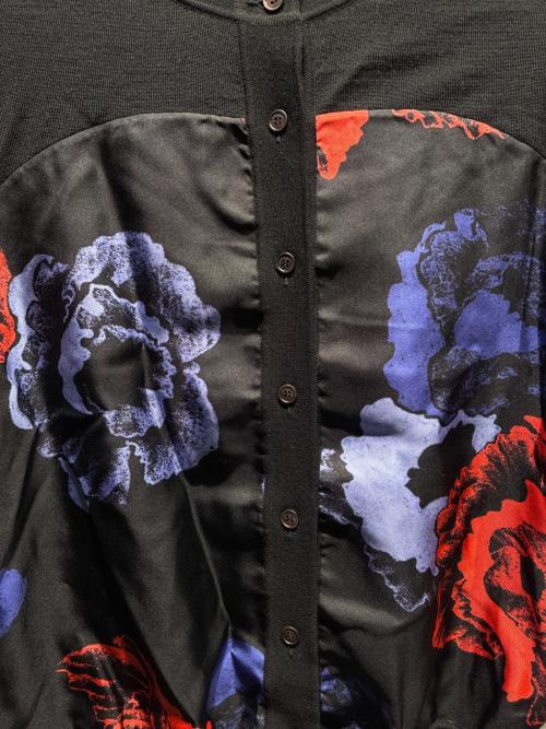 Salvatore Ferragamo（サルヴァトーレ フェラガモ）Salvatore Ferragamo (サルヴァトーレ フェラガモ) フローラルシルク混カーディガン ブラック サイズ:Sの古着・服飾アイテム