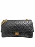CHANEL（シャネル）の古着「2.55 Wフラップチェーンショルダーバッグ」｜ブラック×ゴールド金具