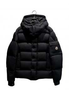 MONCLER（モンクレール）の古着「VEZERE/ダウンジャケット」｜ブラック