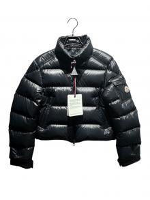 MONCLER（モンクレール）の古着「PETRA クロップドダウンジャケット」｜ネイビー