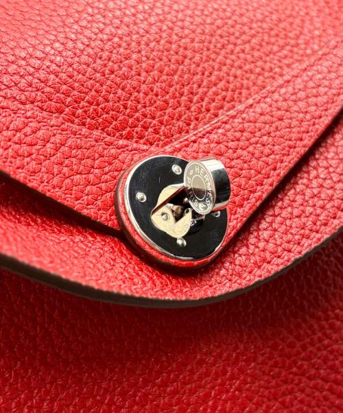 HERMES（エルメス）HERMES (エルメス) Lindy 30 リンディ 30/トリヨンクレマンス/レッド系/▢Q刻印：2013年製造/シルバー金具 レッド×シルバー金具 サイズ:30の古着・服飾アイテム