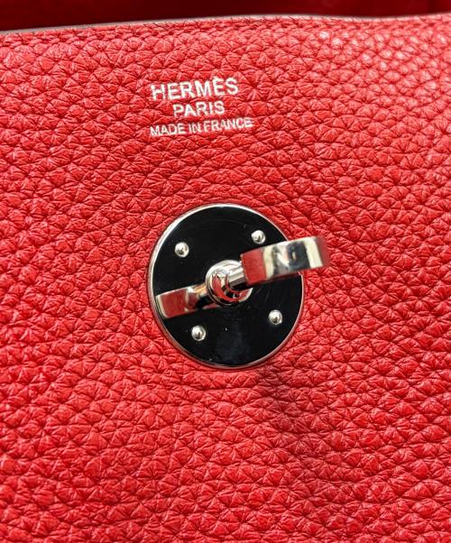 HERMES（エルメス）HERMES (エルメス) Lindy 30 リンディ 30/トリヨンクレマンス/レッド系/▢Q刻印：2013年製造/シルバー金具 レッド×シルバー金具 サイズ:30の古着・服飾アイテム