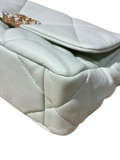 CHANEL（シャネル）CHANEL (シャネル) フラップショルダーバッグ グリーン サイズ:-の古着・服飾アイテム