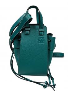 LOEWE（ロエベ）の古着「ハンモックドローストリングミニ」｜グリーン