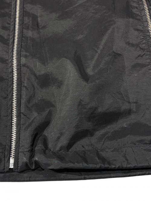 PRADA（プラダ）PRADA (プラダ) トライアングルプレートナイロンブルゾン/SGN998 R201 1060 ブラック サイズ:50の古着・服飾アイテム