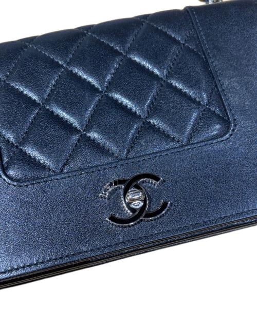 CHANEL（シャネル）CHANEL (シャネル) ショルダーウォレット ブラック×シルバー金具 サイズ:-の古着・服飾アイテム